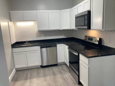 Main picture of 50 New Plainville Rd
