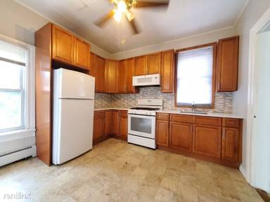 Main picture of 112 Linden Ave