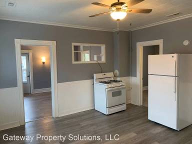 Main picture of 66 Van Derveer St