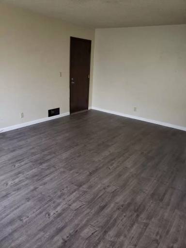 Main picture of 2340 Wilson Ave