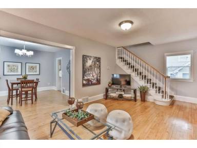Main picture of 4212 France Ave S