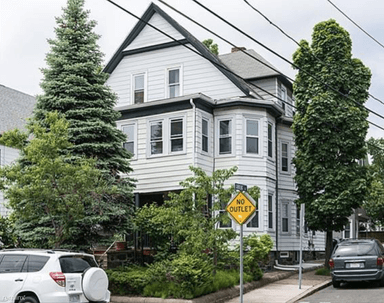 Main picture of 44 Benton Rd