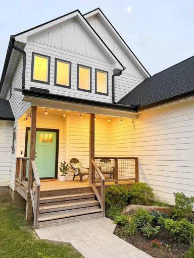 Main picture of 27 Linn Garden Ln
