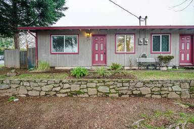 Main picture of 1500 E 27th St