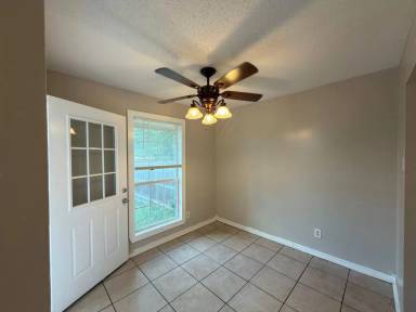 Main picture of 358 Valley Park Dr