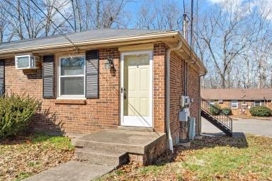Main picture of 1908 Batts Ln