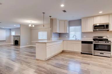 Main picture of 5140 14th Ave