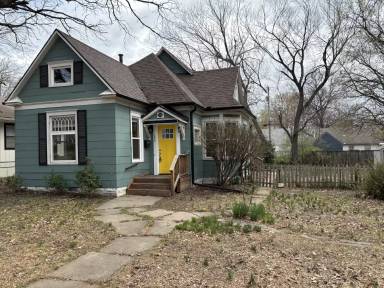 Main picture of 1820 SW Randolph Ave