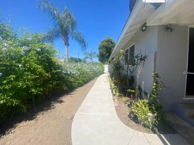 Main picture of 2624 N Westwood Ave