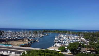 Main picture of Yacht Harbor Towers 2