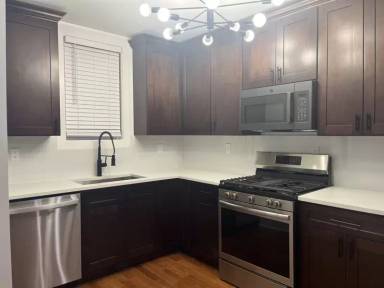Main picture of 1400 119th St