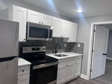 Main picture of 380 E Vernon Rd