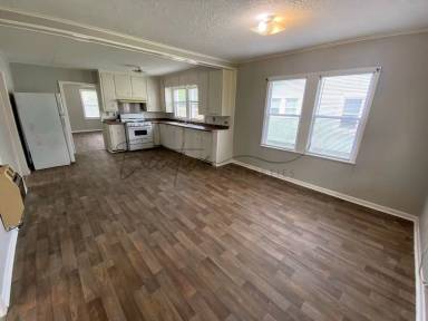 Main picture of 627 Falls St