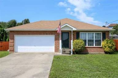 Main picture of 802 Carmen Way