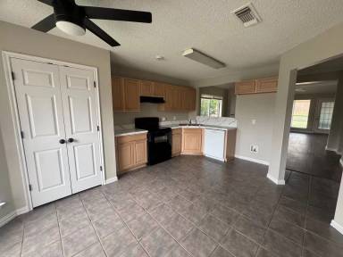Main picture of 7108 Avington Way
