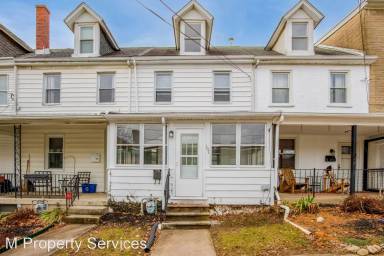 Main picture of 107 E 3rd Ave