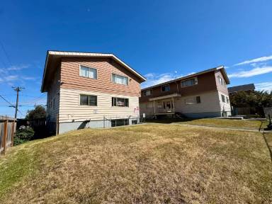 Main picture of 801 E 12th Ave