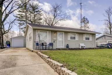 Main picture of 7 W Enlow Dr