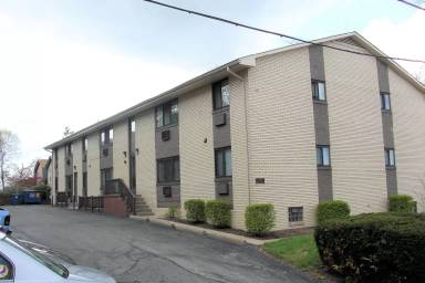 Main picture of 117-2703 Voelkel Ave