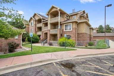 Main picture of 1692 W Canal Cir