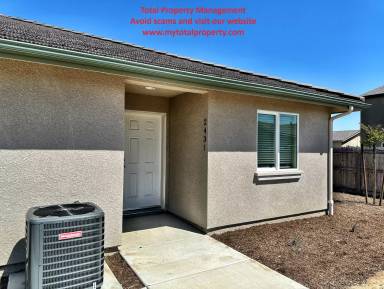 Main picture of 2431 Oakmont Cir