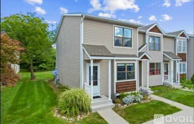 Main picture of 920 Charnwood Ln