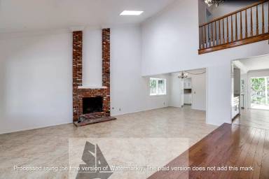 Main picture of 16029 Basil St