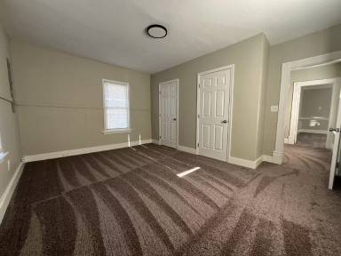 Main picture of 209 N Main St