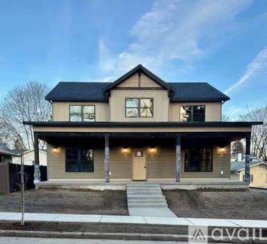 Main picture of 1062 N A St