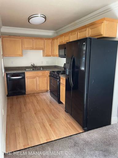 Main picture of 1160 E Lexington Ave