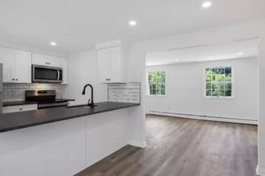 Main picture of 369 Partridge St