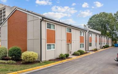 Main picture of 901 South Apartments