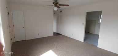 Main picture of 141 Hickory Dr