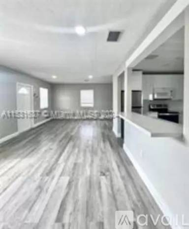Main picture of 8241 SW 37th St