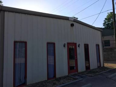 Main picture of 129 N Wayne St