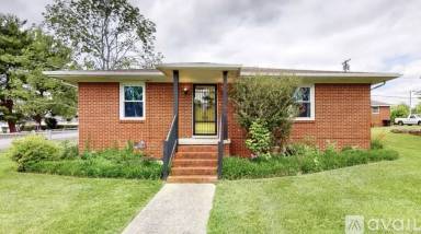 Main picture of 320 Campbell Ave