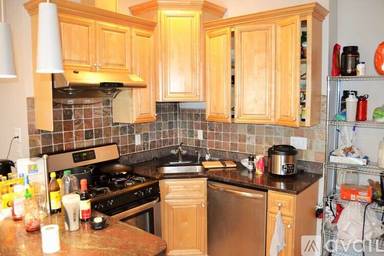 Main picture of 39 Allston St
