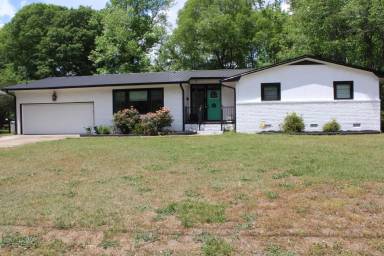 Main picture of 1609 Currituck Ave