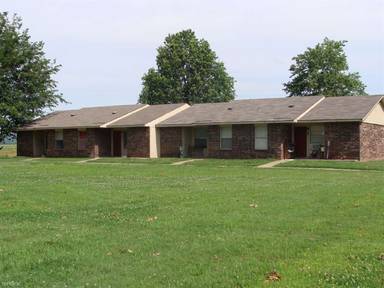 Main picture of 511 W Oak St