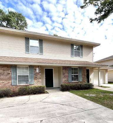 Main picture of 1807 Treeline Ct