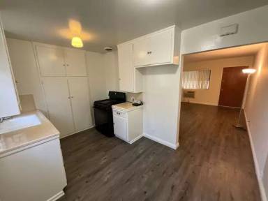 Main picture of 216 S Pima Ave
