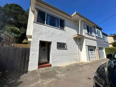 Main picture of 53 Stanford Heights Ave