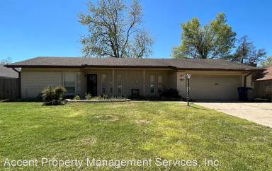 Main picture of 7318 E 60th St