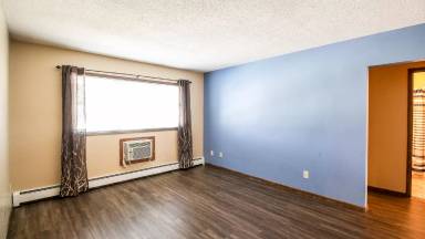 Main picture of 2255 8th Ave