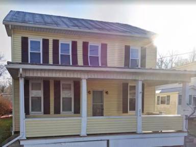 Main picture of 206 Main St