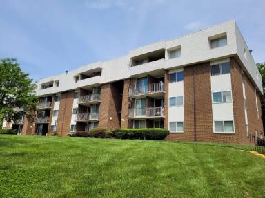 Main picture of 10241 Prince Place T1