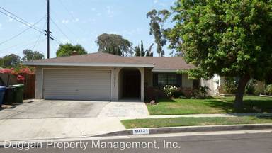 Main picture of 10721 Cedros Ave