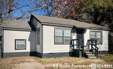 Main picture of 6721 E 5th St