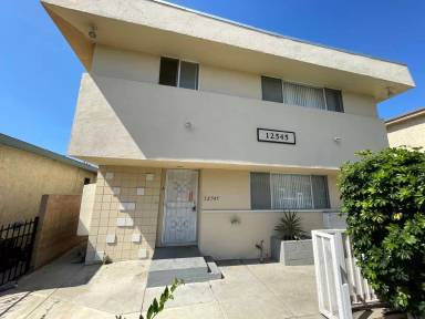 Main picture of 12545 Eucalyptus Ave
