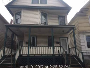 Main picture of 3321 W Saint Paul Ave